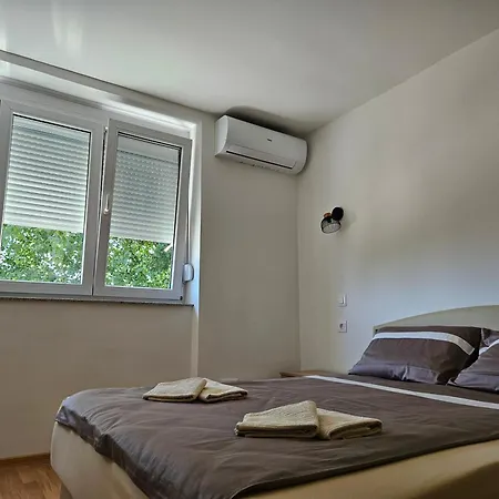Adi Apartamento